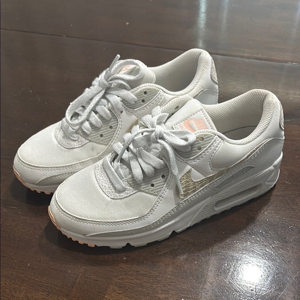 Women’s Nike air max 90’s